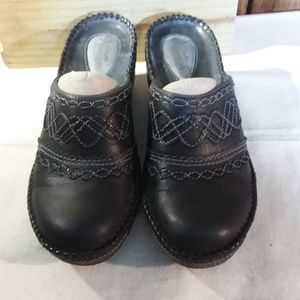 Clark's Artisan Clog Size 7